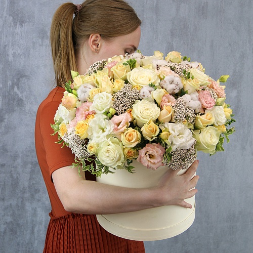 Выбираем букет: самые красивые и модные букеты цветов — фото